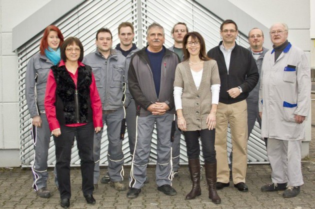 Die Mitarbeiter der Firma Rolladen-Wagner GmbH. Die Mitarbeiter der Firma Rolladen-Wagner GmbH.